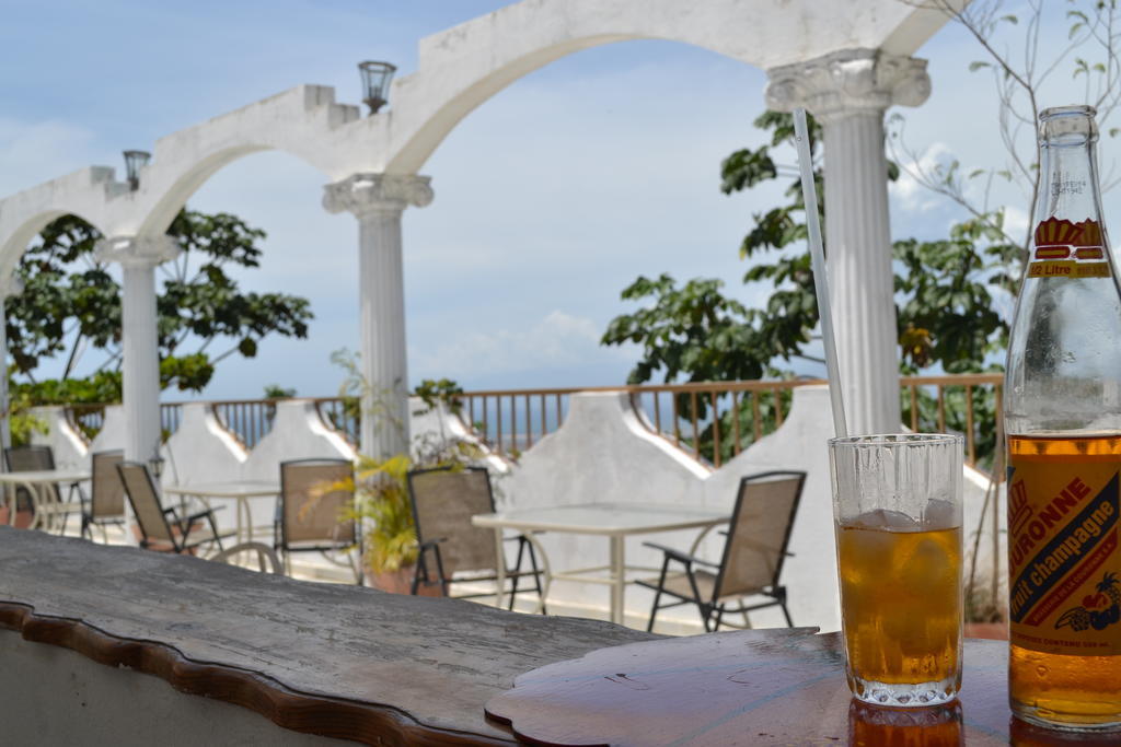 Pacot Breeze Hotel Musseau Exterior photo